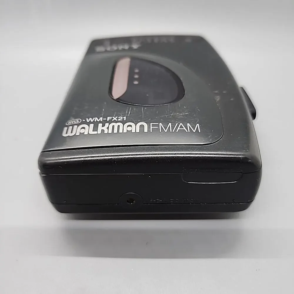 PARTS ONLY‎ Sony Walkman WM-FX21 FM/AM Cassette Player Radio Works